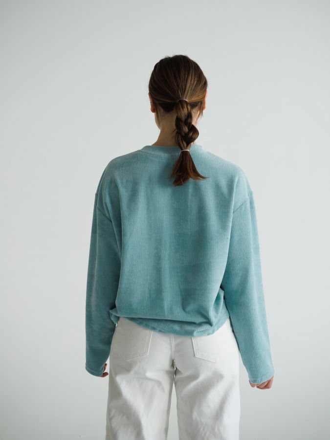 Кофта из вельвета голубая