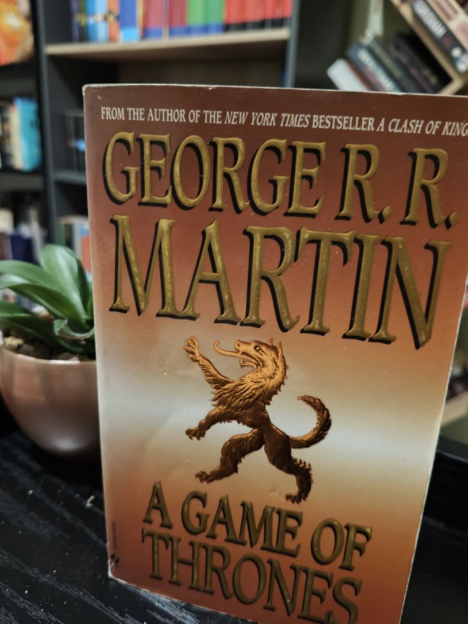 A game of thrones by George R.R. Martin