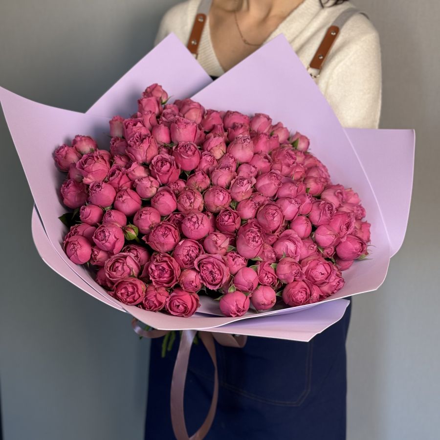 Букет из 51 пионовидной кустовой розы