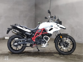 BMW F700GS