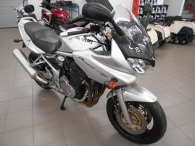 SUZUKI  GSF1200S BANDIT
