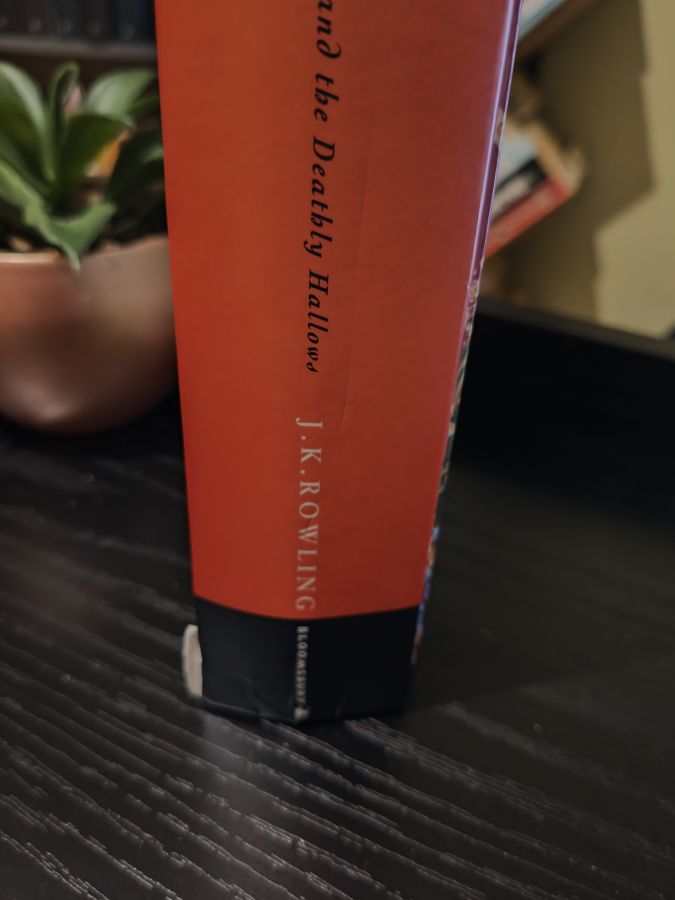 Harry Potter and the deathly hallows британское издание