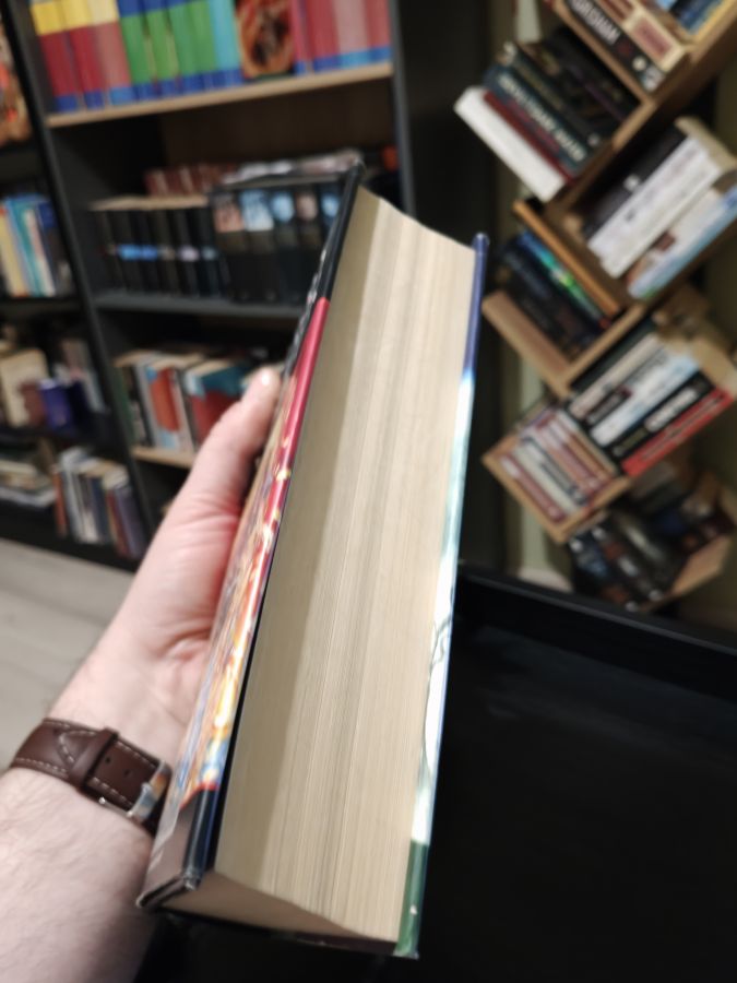 Harry Potter and the deathly hallows британское издание