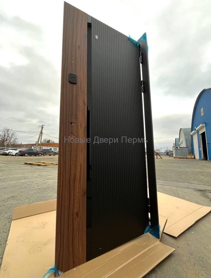 Дверь входная 9 см Кантри Эмалит белый