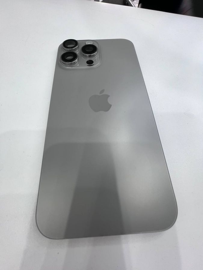Apple iPhone задняя крышка 16 Pro Max в сборе со шлейфами, стеклом камеры оригинал с разбора (снятый) идеал серый