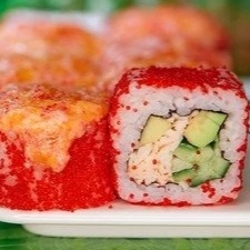 Калифорния с сырным соусом 250г