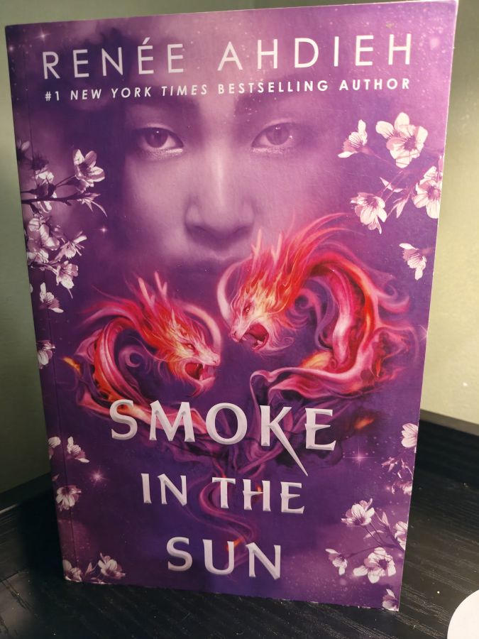 Smoke in the sun by Renee Ahdieh