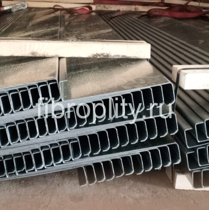 ЛСТК Z-профиль 50х250х50, толщина 2 мм.