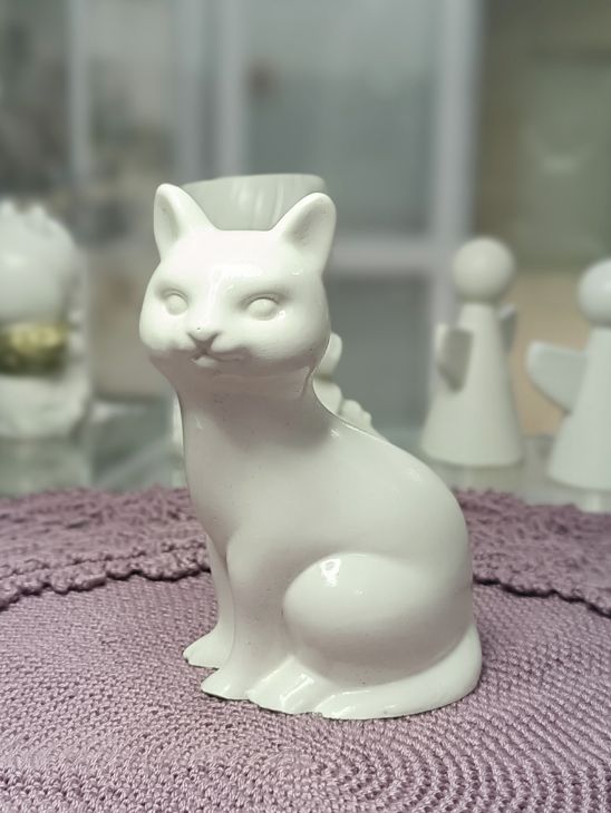 Гипсовая статуэтка "Котик"