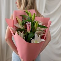 3 лилии