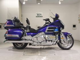 HONDA GOLD WING 1800