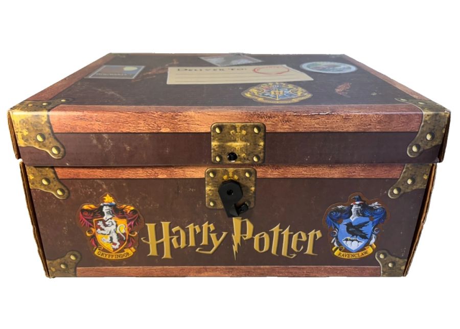 Harry Potter in a chest box / Гарри Поттер сундук первые американские издания