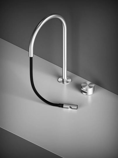 Кухонный смеситель Quadro design Kitchen Inox 463.23.700 с выдвижным изливом схема 11 Кухонный смеситель Quadro design Kitchen Inox 463.23.700 с выдвижным изливом схема 11