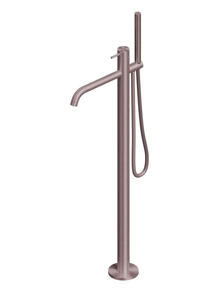 Смеситель для ванны и душа Quadro design Source 12 62/1 напольный ФОТО