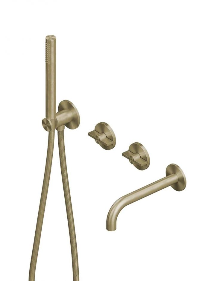 Смеситель для ванны и душа Quadro design Valvola01 19 69 настенный ФОТО