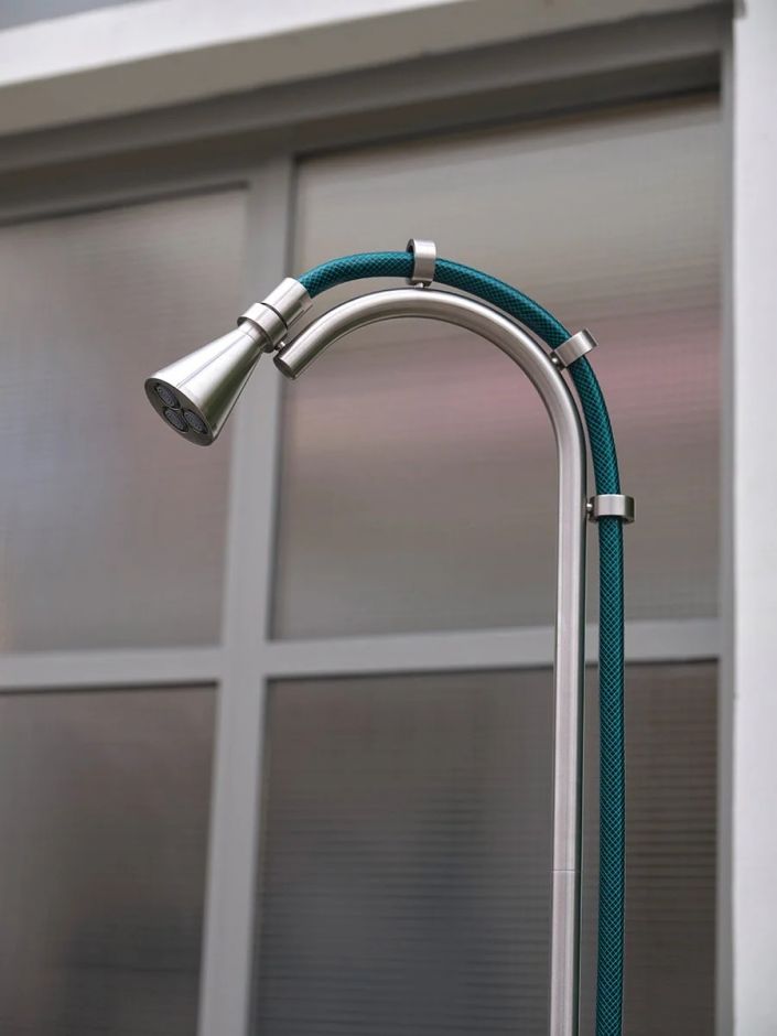 Уличный душ Quadro design CD021.1 AS с распылительной насадкой без шланга ФОТО