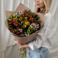 15 альстромерий