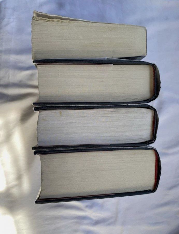 Twilight saga 4 book set series HC & PB Eclipse, New Moon, Breaking Dawn.. Серия из 4 книг "Сумеречной саги" - "Затмение", "Новолуние", "Рассвет"..