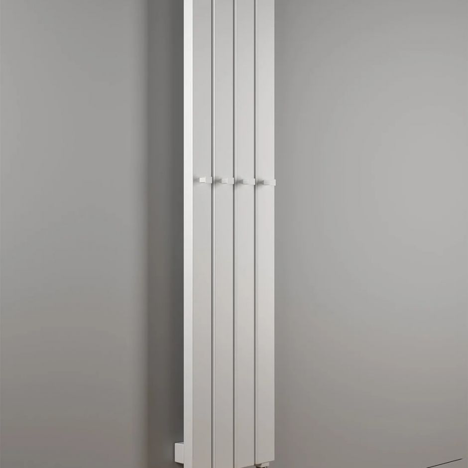 Изображение Полотенцесушитель водяной Broner Moot Long Bath MLBS.60.027.180.0000 30х60 нержавеющая сталь 270 мм