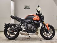 TRIUMPH TRIDENT660