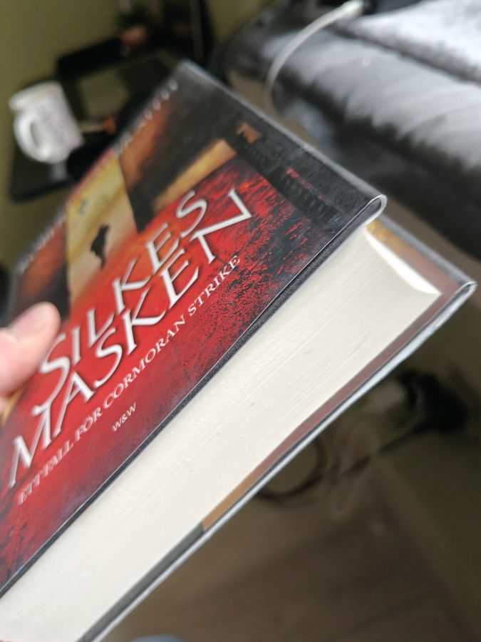 Silkworm по-шведски / J.K. Rowling as R. Galbraith