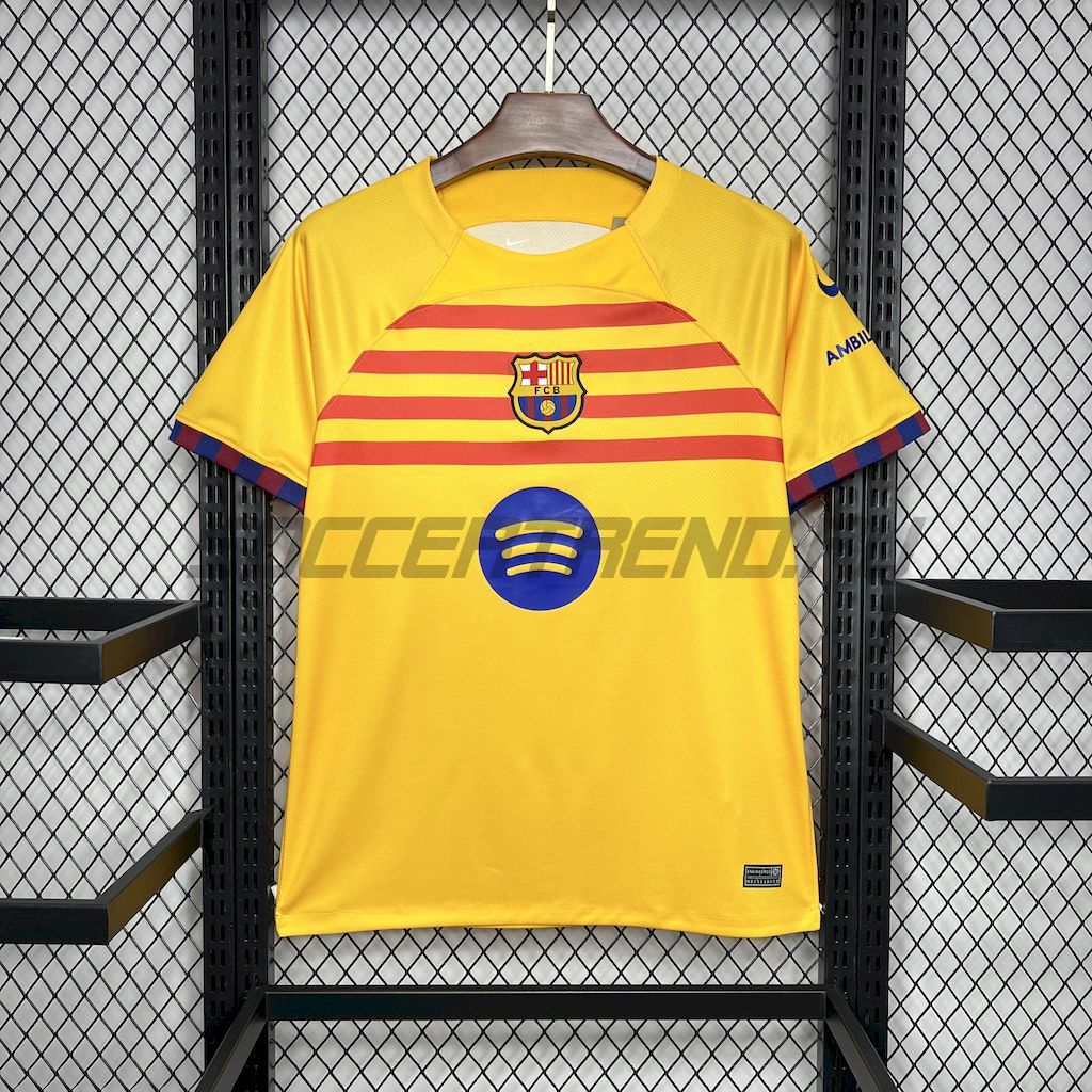 Резервная форма Barcelona 24/25