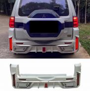 Бампер задний, тюнинг вариант на Mitsubishi Pajero 4