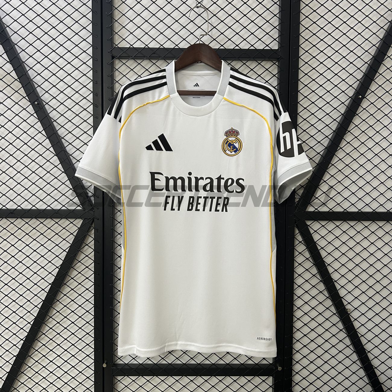 Домашняя форма Real Madrid 25/26