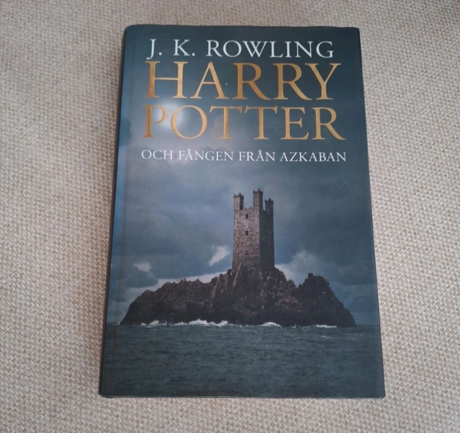 Harry Potter чёрное издание по-шведски