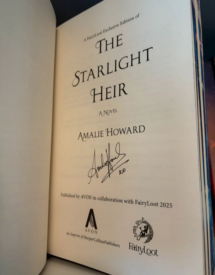 The starlight heir by Amalie Howard подписана автором