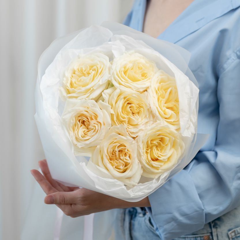 Кремовая роза от 7 шт (60 см Кендл Лайт)