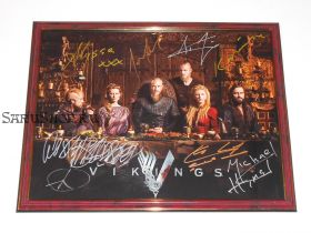 Автографы: Викинги / Vikings. 7 подписей. Фиммел, Людвиг, Уинник, Скарсгард, Хёрст и др.