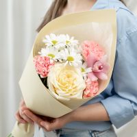 Сборный букет комплимент с Кендл Лайт