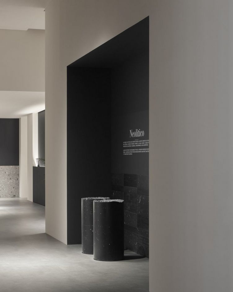 Каменная раковина Antonio Lupi Lavabi NEOLITICO диаметр 45см ФОТО