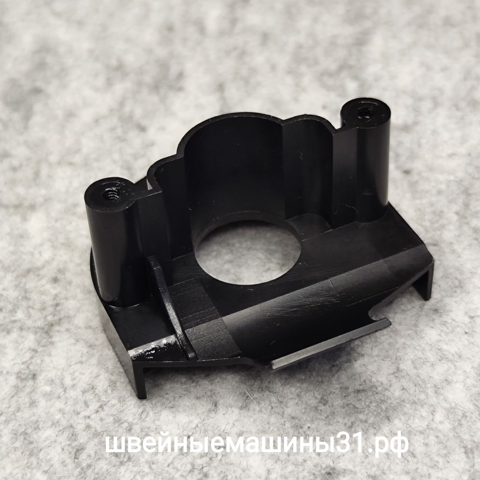 Кожух челночного устройства Astralux 750 (б/у)      Цена 120 руб.