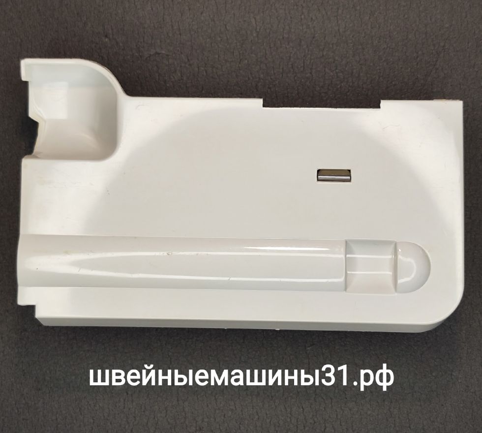 Крышка откидная передняя для китайских оверлоков (уценка - царапины).     Цена 400 руб.