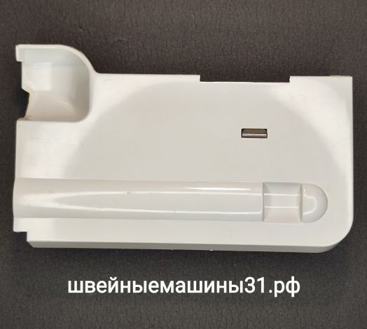 Крышка откидная передняя для китайских оверлоков (уценка - царапины).     Цена 400 руб.