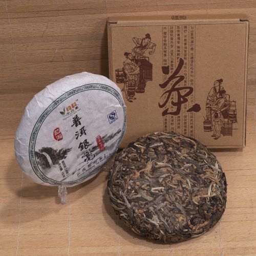 ПУЭР(БАЙ)БЕЛЫЙ ПРЕССОВАННЫЙ (БАЙ ДЗИН Я ЧА) "Зеленая  почка"2009 г