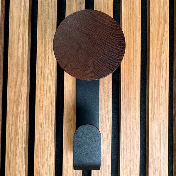 Wood App ARTDECO | Вешалка c крючком вертикальная темный орех