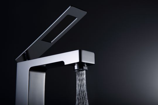 Однорычажный смеситель для раковины Boheme Q 142, монтаж на горизонтальную поверхность схема 4