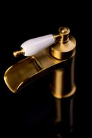 Однорычажный смеситель на горизонтальную поверхность для раковины Boheme Vogue 211 схема 3