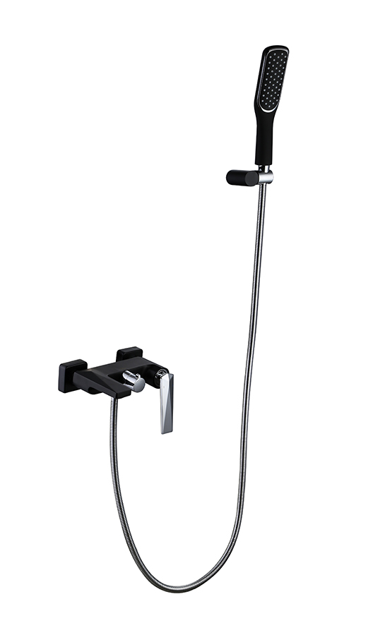 Однорычажный настенный смеситель для ванны Boheme Venturo 373 ФОТО