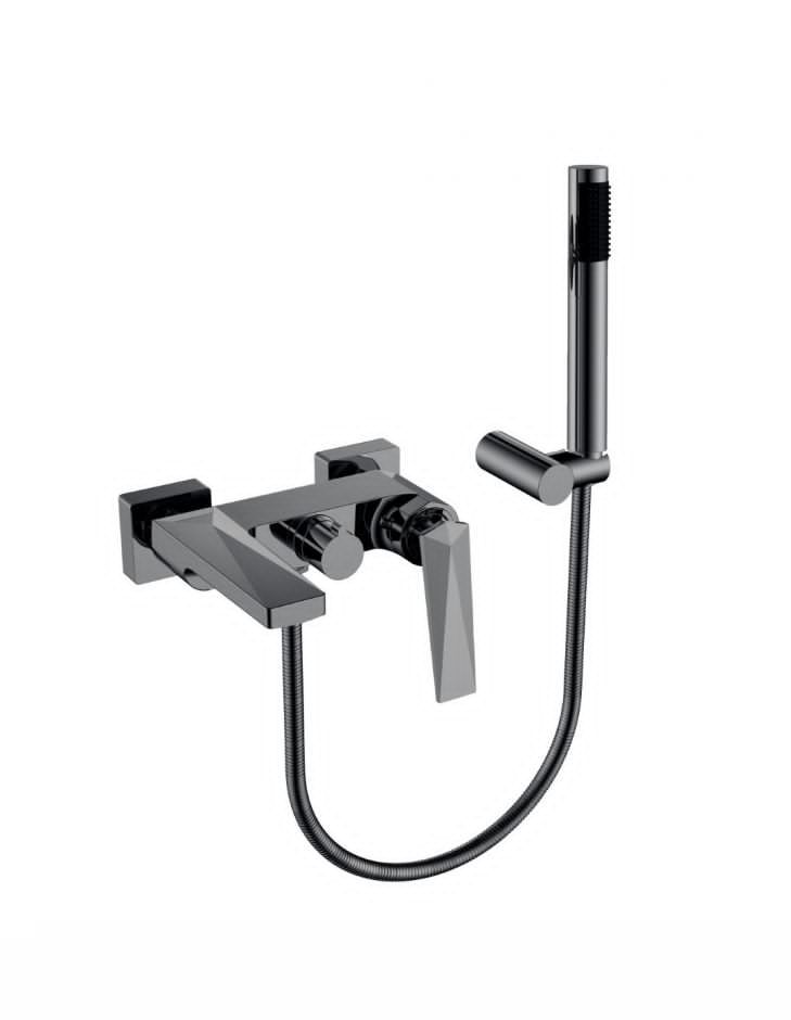 Однорычажный настенный смеситель для ванны Boheme Venturo 373 ФОТО