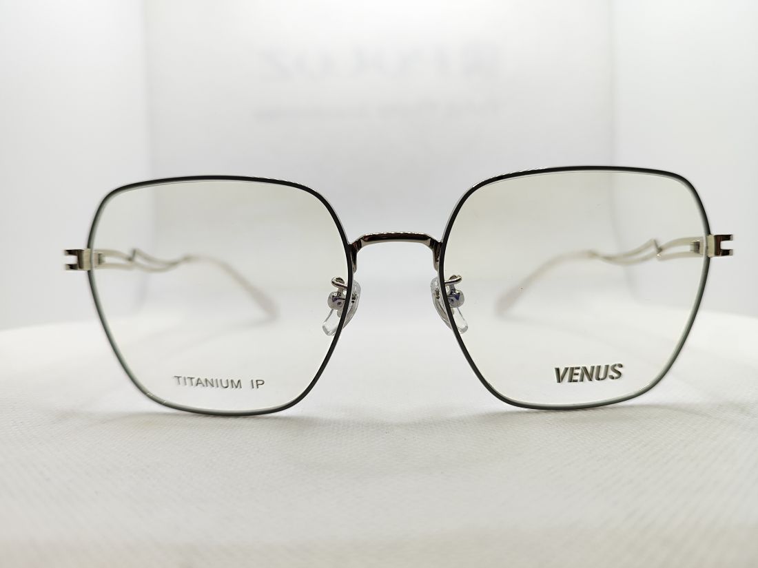 Venus 678-6