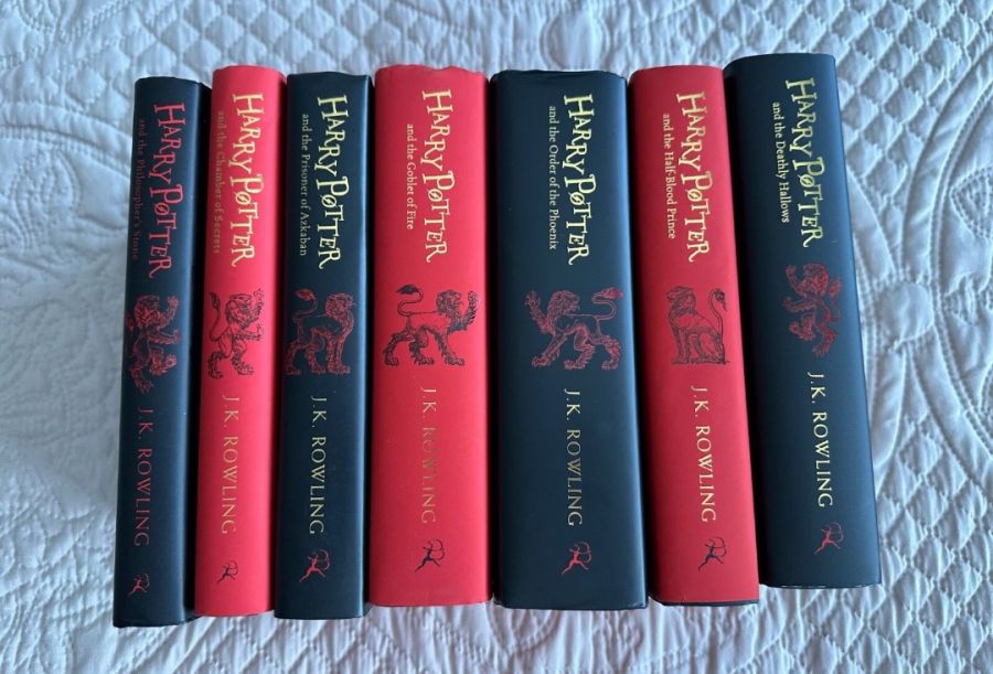 Harry Potter: Gryffindor издание в твердой обложке