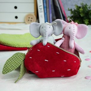 Набор для курса Майли № 11 "Слоник в домике-клубничке"