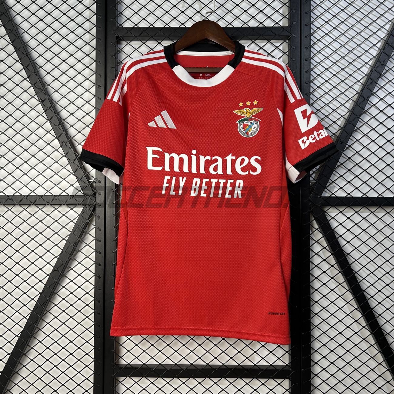 Домашняя форма Benfica 25/26