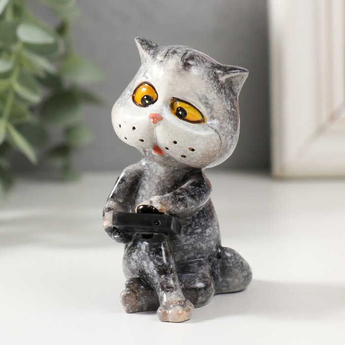 Фигурка полистоун лак «Котишка с телефоном», 7?6?7 см