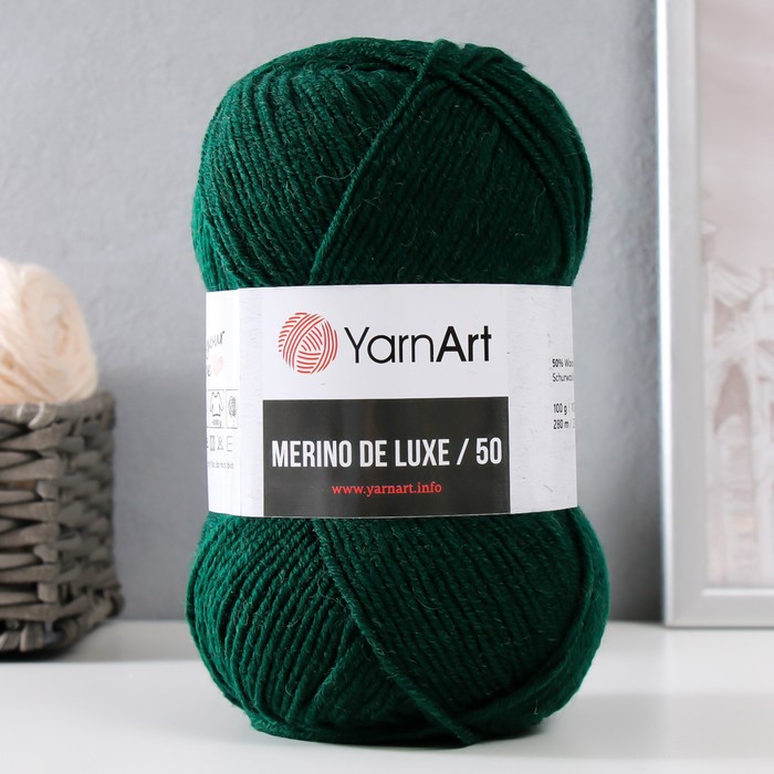 Пряжа для вязания спицами, крючком YarnArt, Merino de luxe 50, 50% шерсть, 50% акрил, 280 м/100 г, (590 т. зелёный)