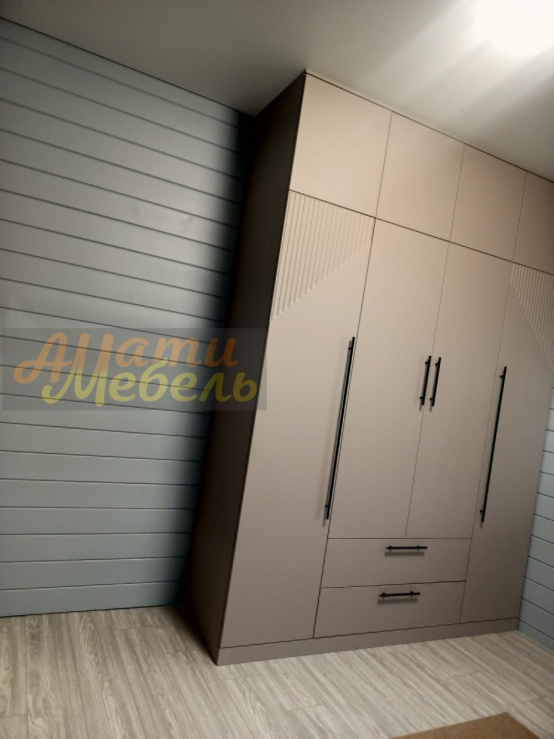 шкаф в спальню девочке за 0 ₽